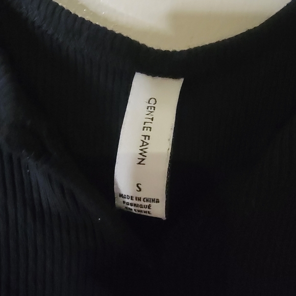 Gentle Fawn Open Slit Black Camisole - Picture 2 of 7